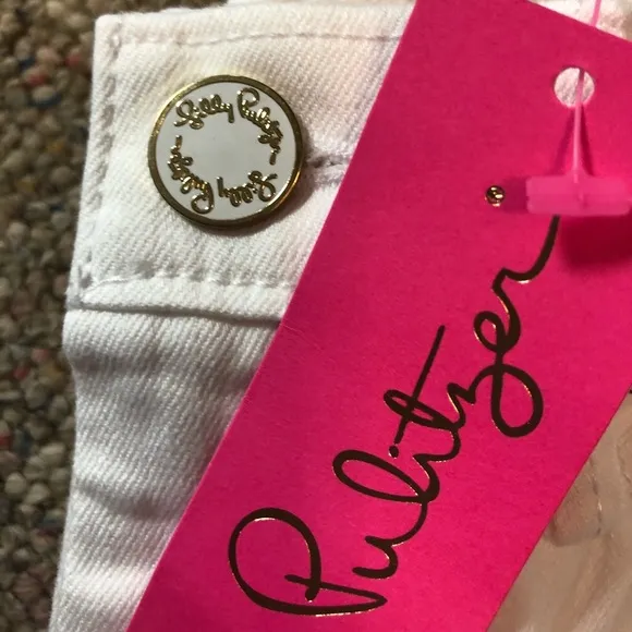 🎉 HP 🎉 🆕 Lilly Pulitzer South Ocean Slim Crop Jean