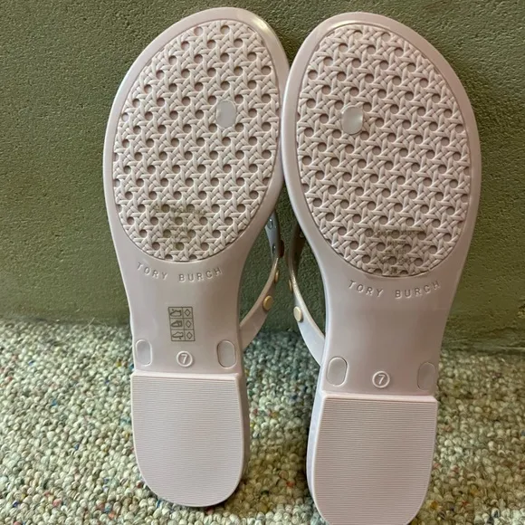 🎉 HP 🎉🆕 Tory Burch Studded Logo Jelly Flip Flop Sedona Rose