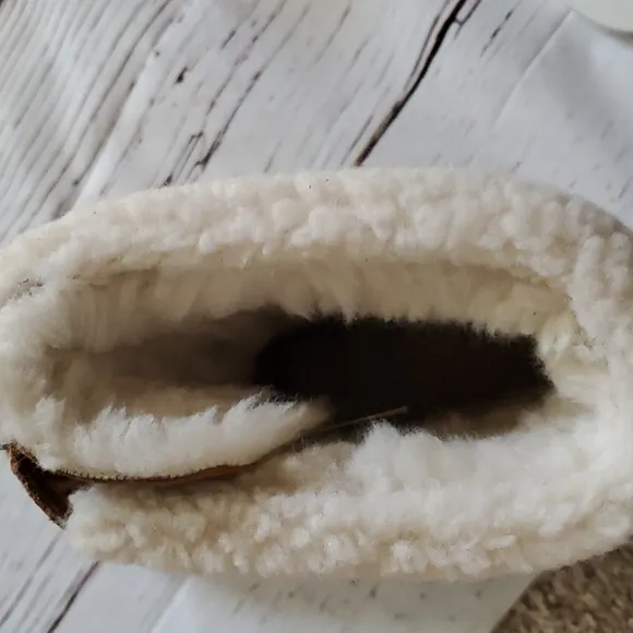 🆕️ KOOLABURRA BY UGG K LYTTA SHORT BOOTS