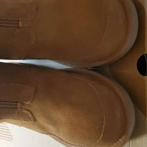 🆕️ KOOLABURRA BY UGG K LYTTA SHORT BOOTS