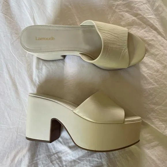 🤍 LARROUDE • Miso Slip-On Platform Sandal In Ivory Leather