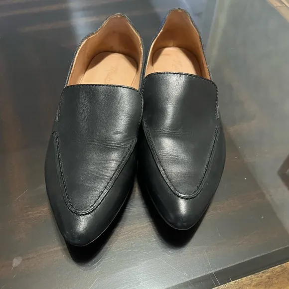 - Madewell The Frances Skimmers Black Leather Loafers Size 6