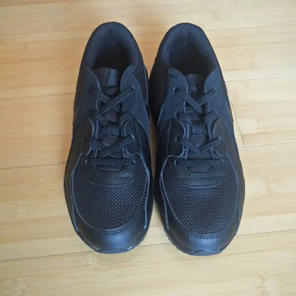 -NEW- Nike Air Max Excee Sneakers 2Y (Youth)