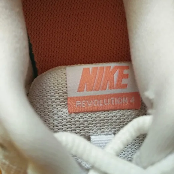 -NEW- Nike Revolution 4 Sneakers 6