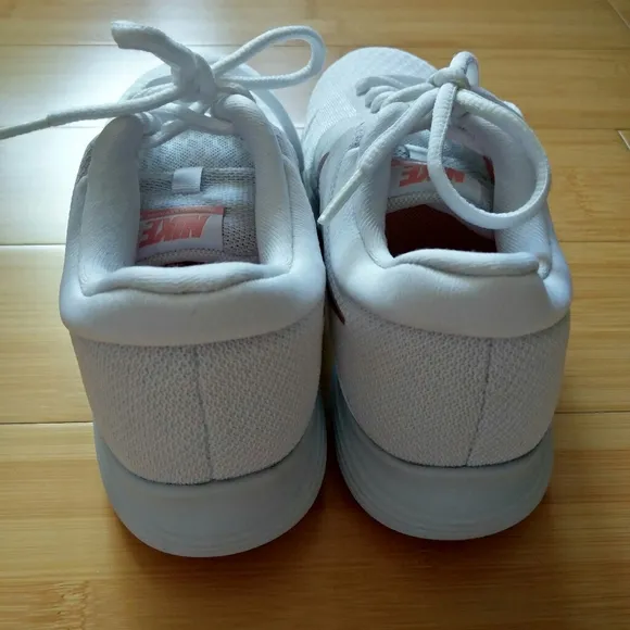 -NEW- Nike Revolution 4 Sneakers 6
