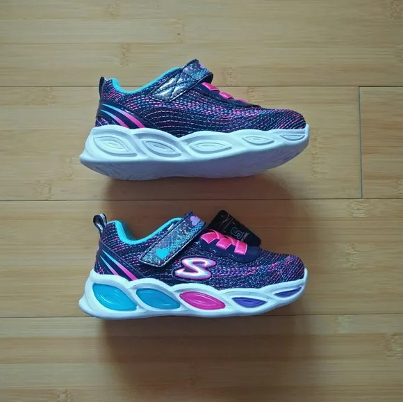 -NEW- Skechers S Lights Shimmer Beams Sneakers
