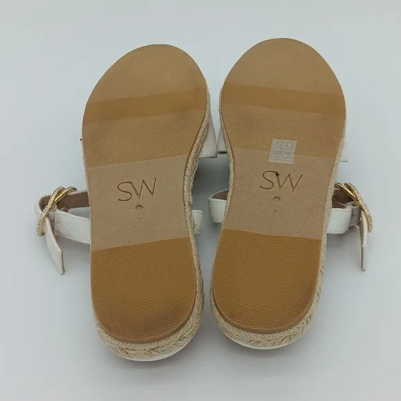 🌟 NWOT Stuart Weitzman Crystal Buckle Espadrilles