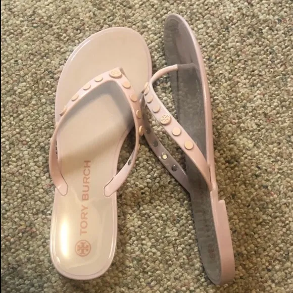 🆕 Tory Burch Studded Logo Jelly Flip Flop Sedona Rose