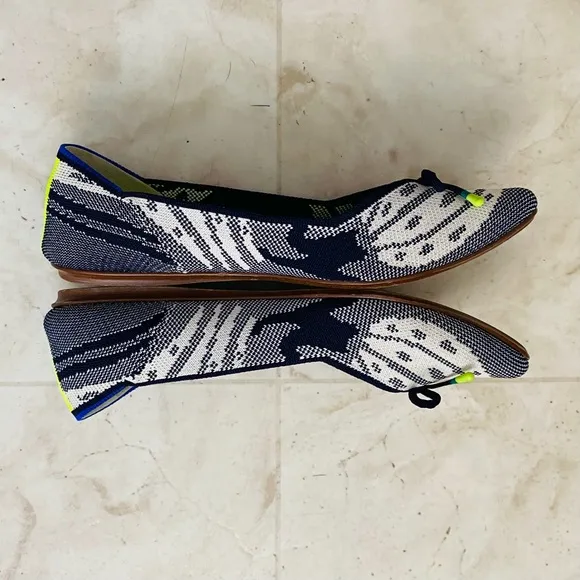 $180 Rothy's Navy White Botanical Bow Tie Pointed Toe Knit Ballet Flats size 7