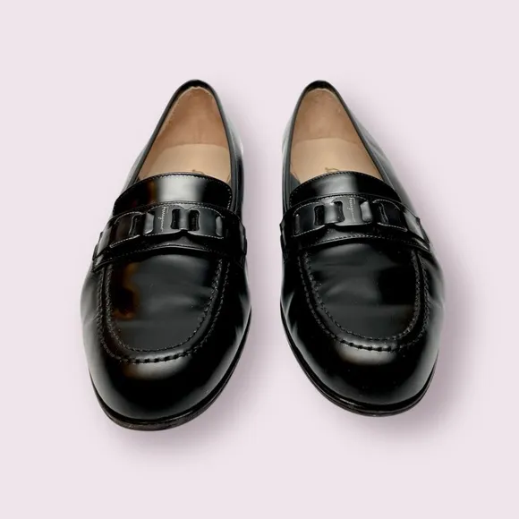 1990s Salvatore Ferragamo Black Leather Loafers Size 7B