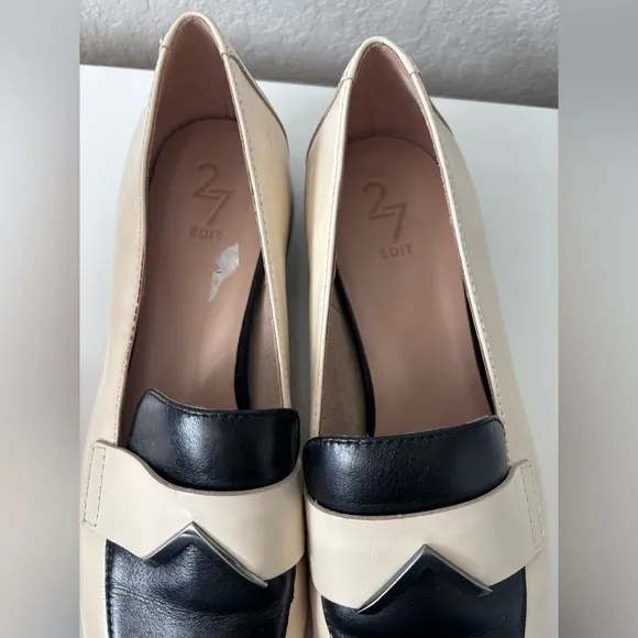 27 Edit Roxanne Black and Cream Loafers Size 10