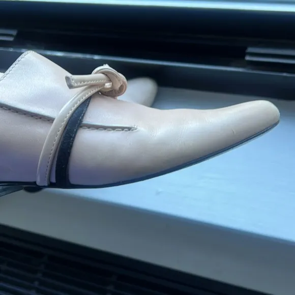 3.1 Philip Lim sz 37.5 Beige Slip-On Loafers with Black Accent