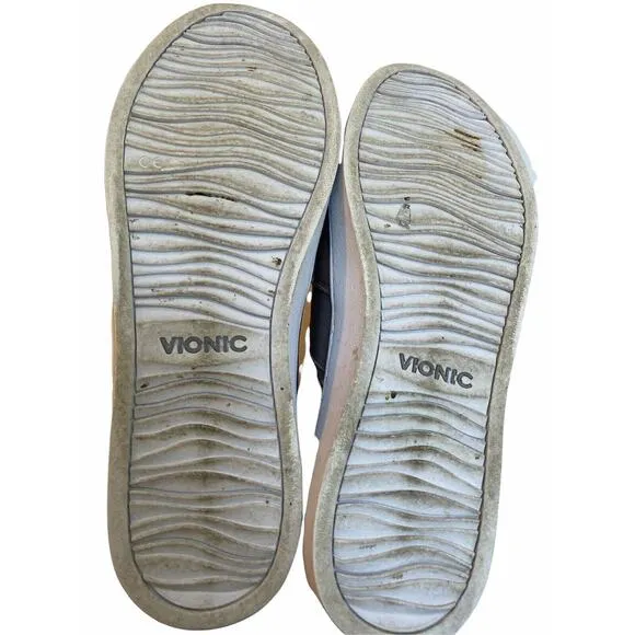 9.5 VIONIC Splendid Demetra Slip On Sneakers Charcoal Mushroom Comfort