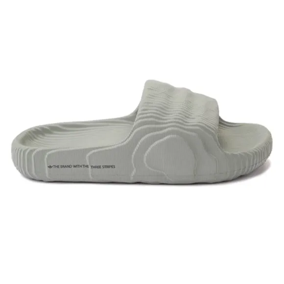 ADIDAS • Adilette 22W Slides Sandals Slippers Pool Beach Includes Box