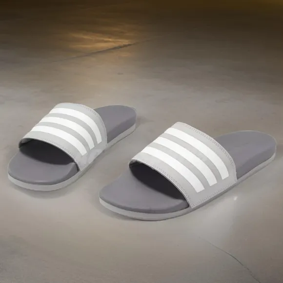 ADIDAS • Adilette Comfort Slides Core Grey Logo Swim Beach Sports Leisure Shoes