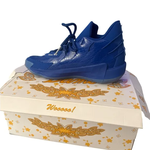 Adidas Blue Sneakers Modern Mesh Design