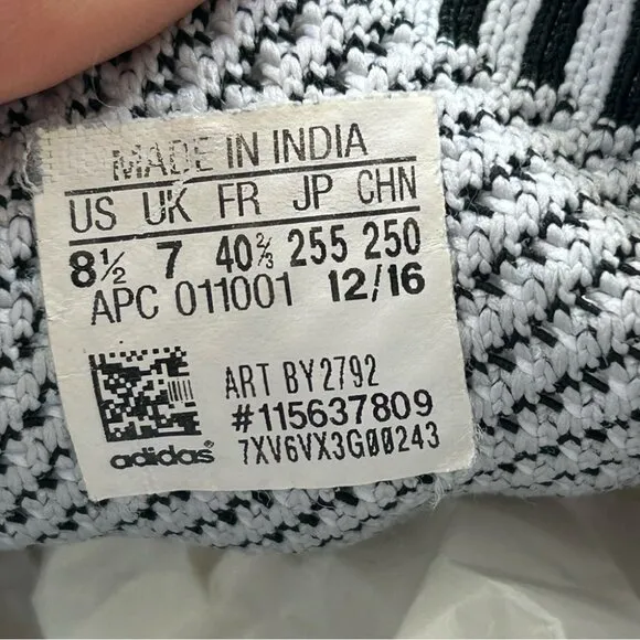 ADIDAS Flashback Primeknit White and Black Knit Sneakers