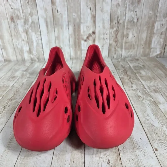 Adidas Foam Runner Slip On Clog Sandal Casual Comfort Slides Red 11US