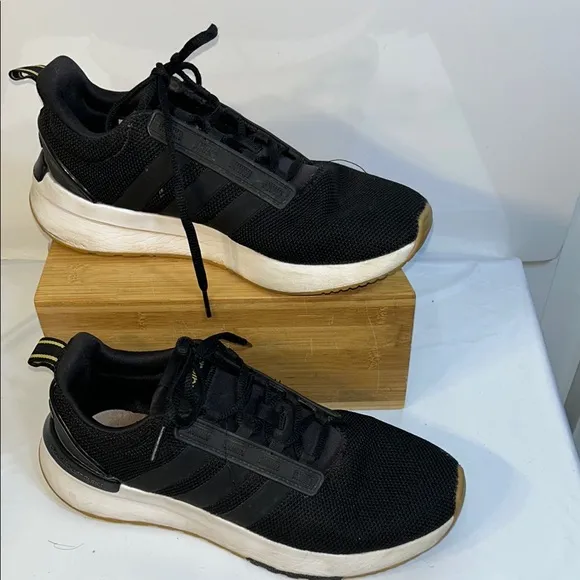 Adidas Men's Black Sneakers (J222)