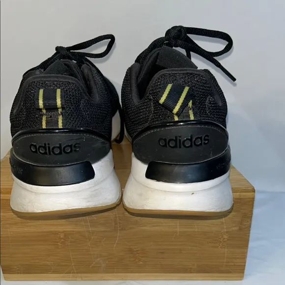 Adidas Men's Black Sneakers (J222)