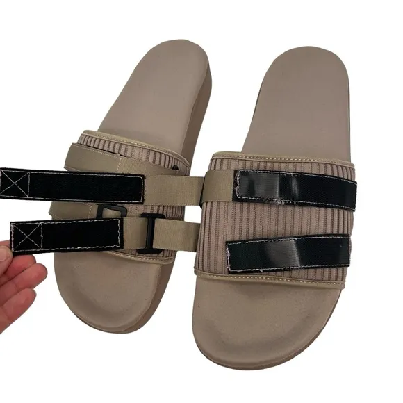 Adidas Originals Adilette 2.0 Pride Slides Sz 13 Tan