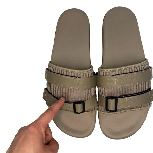 Adidas Originals Adilette 2.0 Pride Slides Sz 13 Tan