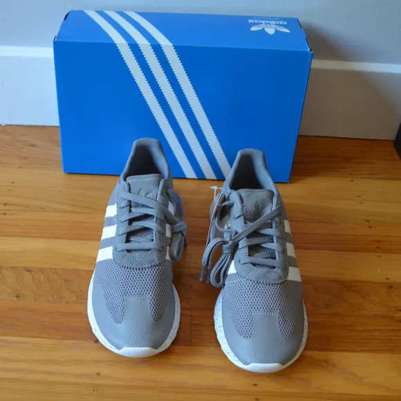 ADIDAS Originals Grey Flashback Sneakers