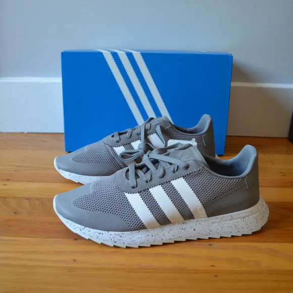 ADIDAS Originals Grey Flashback Sneakers