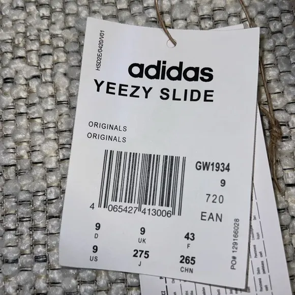 Adidas Yeezy Slides &quot;Pure&quot; Size 9 GW1934