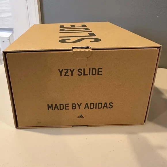 Adidas Yeezy Slides 'Glow Green'