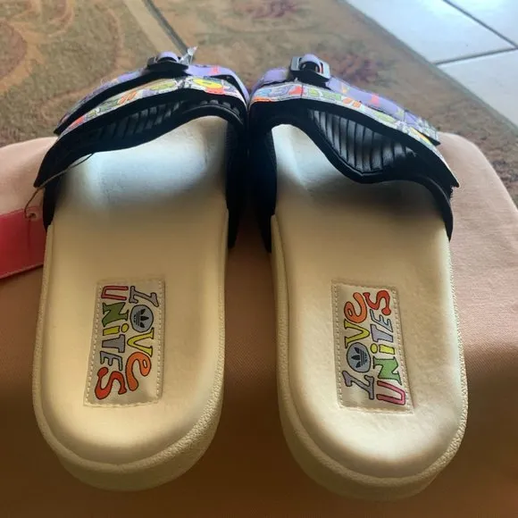 ADILETTE 2.0 SLIDE 'PRIDE PACK - LOVE UNITES'