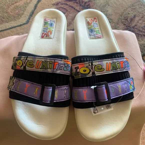 ADILETTE 2.0 SLIDE 'PRIDE PACK - LOVE UNITES'