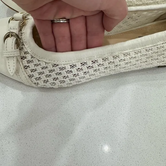 AGL Cream Flats with Textured Bow Design