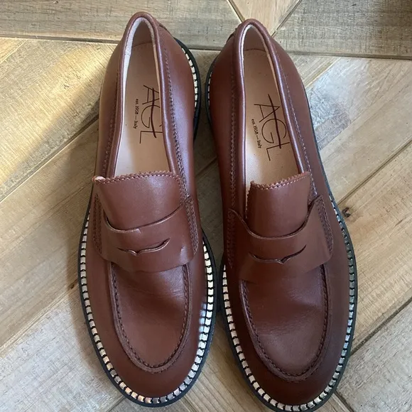 AGL loafer