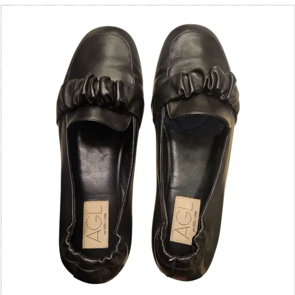 AGL | Marla Black Leather Slip-On Loafers in Size EU 38.5 / US 8.5