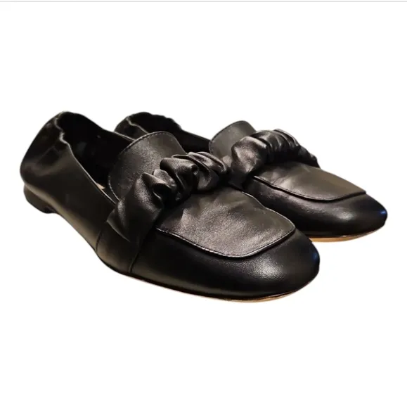 AGL | Marla Black Leather Slip-On Loafers in Size EU 38.5 / US 8.5