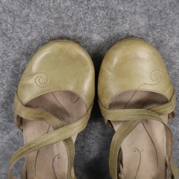 Ahnu Shoes Womens 8.5 Karma Slip On Flats Active Casual Leather Stretch Comfort