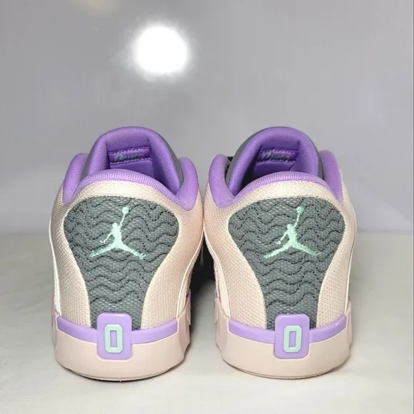 Air Jordan Size 10.5 Tatum 2 Easter sidewalk chalk Sneaker.