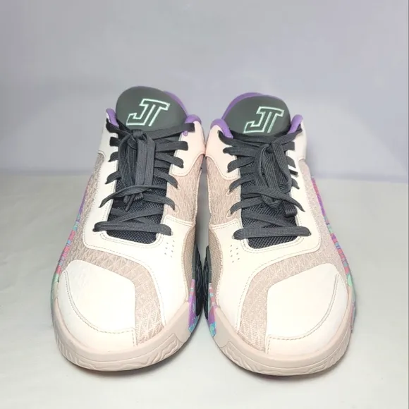 Air Jordan Size 10.5 Tatum 2 Easter sidewalk chalk Sneaker.