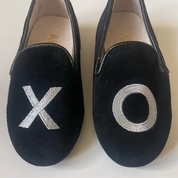 Akid x Mara &amp; Mine Kid’s XO Embroidered Loafers