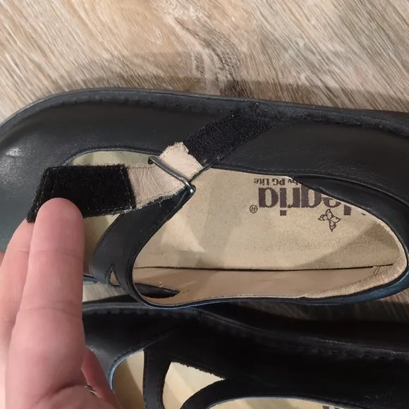 Alegria Black Flats with Comfort Sole Women's size 36