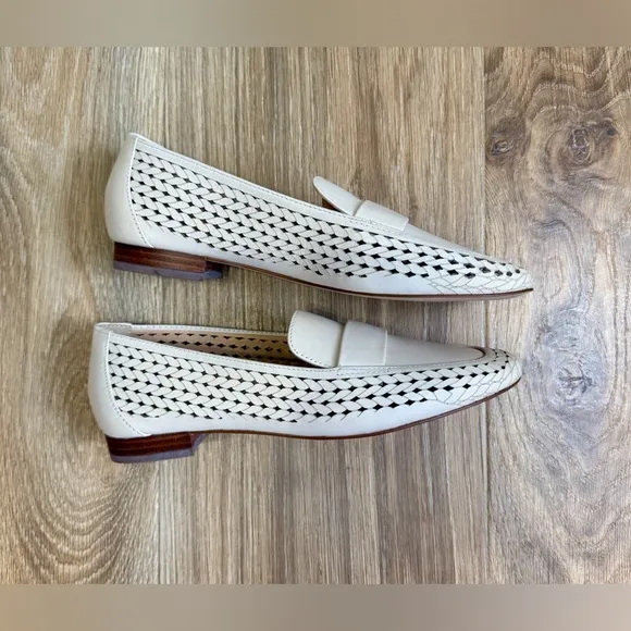 Alex Marie Arlias Ivory Lazor Cut Out Perforated Woven Leather Loafer 6.5 NWOT