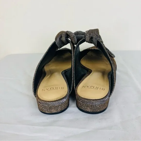 Alexandre Birman metallic pointed toe mules with bow detail. Size 35 (US 5)