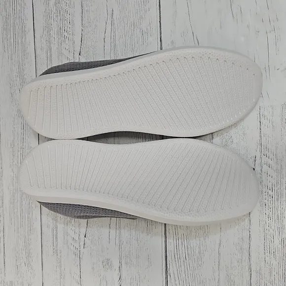 Allbirds tree lounger sneakers women's size 11 NWOT mist gray