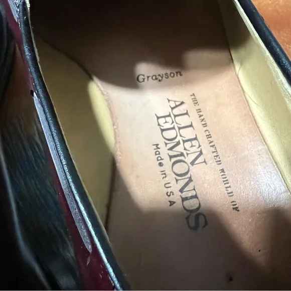 Allen Edmonds Grayson leather tassel slip on loafers 10 made in USA