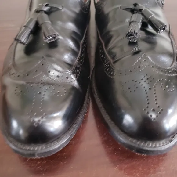 Allen Edmonds Saxon Wingtip Black Leather Tassel Loafers 11 Alan