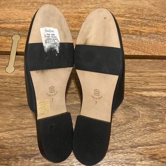 Andre Assous Black Italian Leather Gold Buckle Slip-in Loafers Sz 7