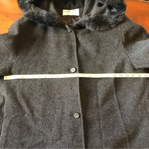 Andrea Marin 50%Wool over coat w/faux fur oversized hood and button closure