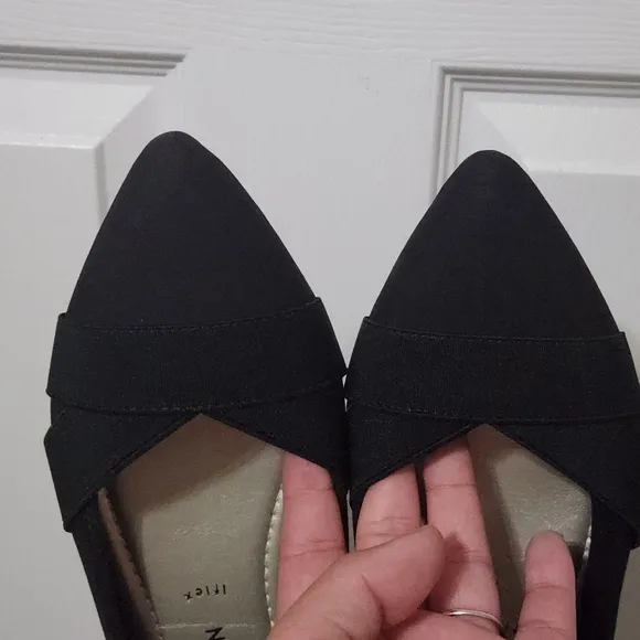Anne Klein Iflex Black Flat Shoes Size 9 Womens Career Pointed Comfort