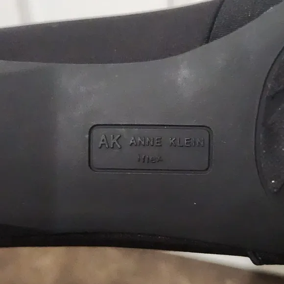 Anne Klein Iflex Black Flat Shoes Size 9 Womens Career Pointed Comfort